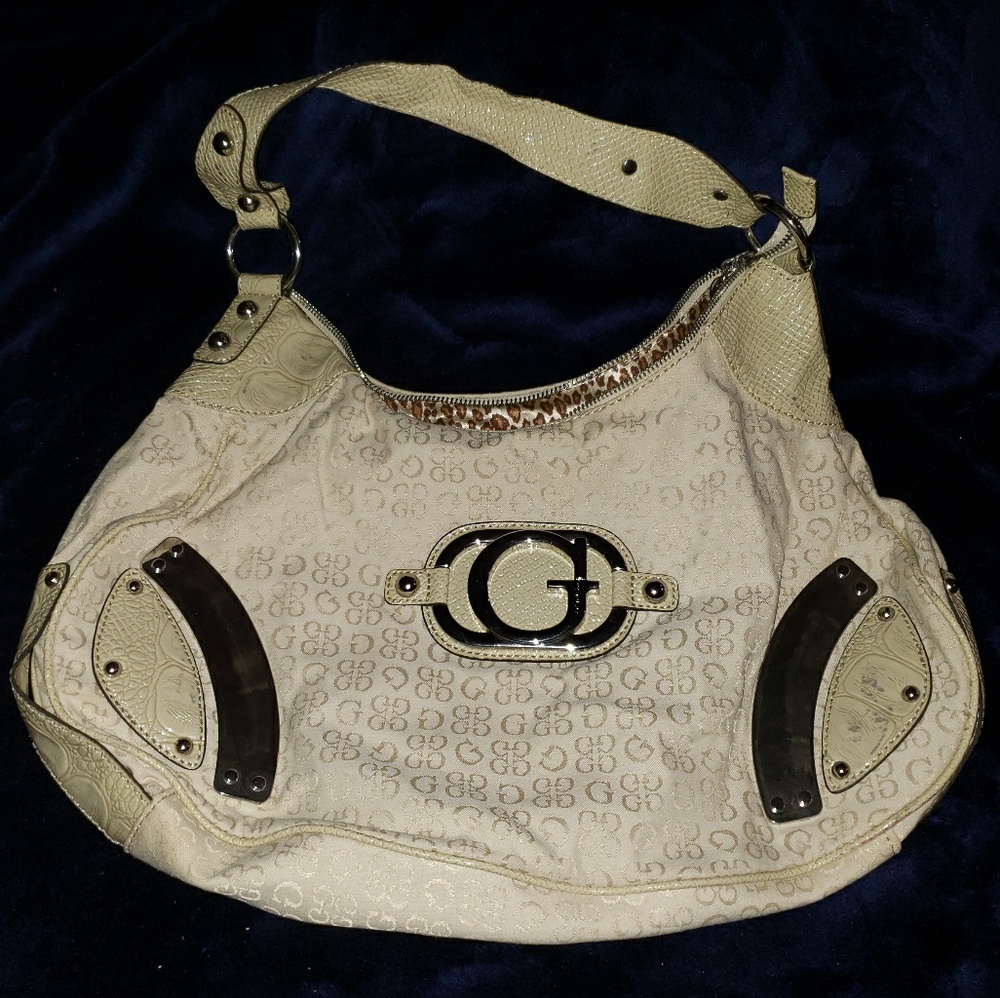 Guess purse